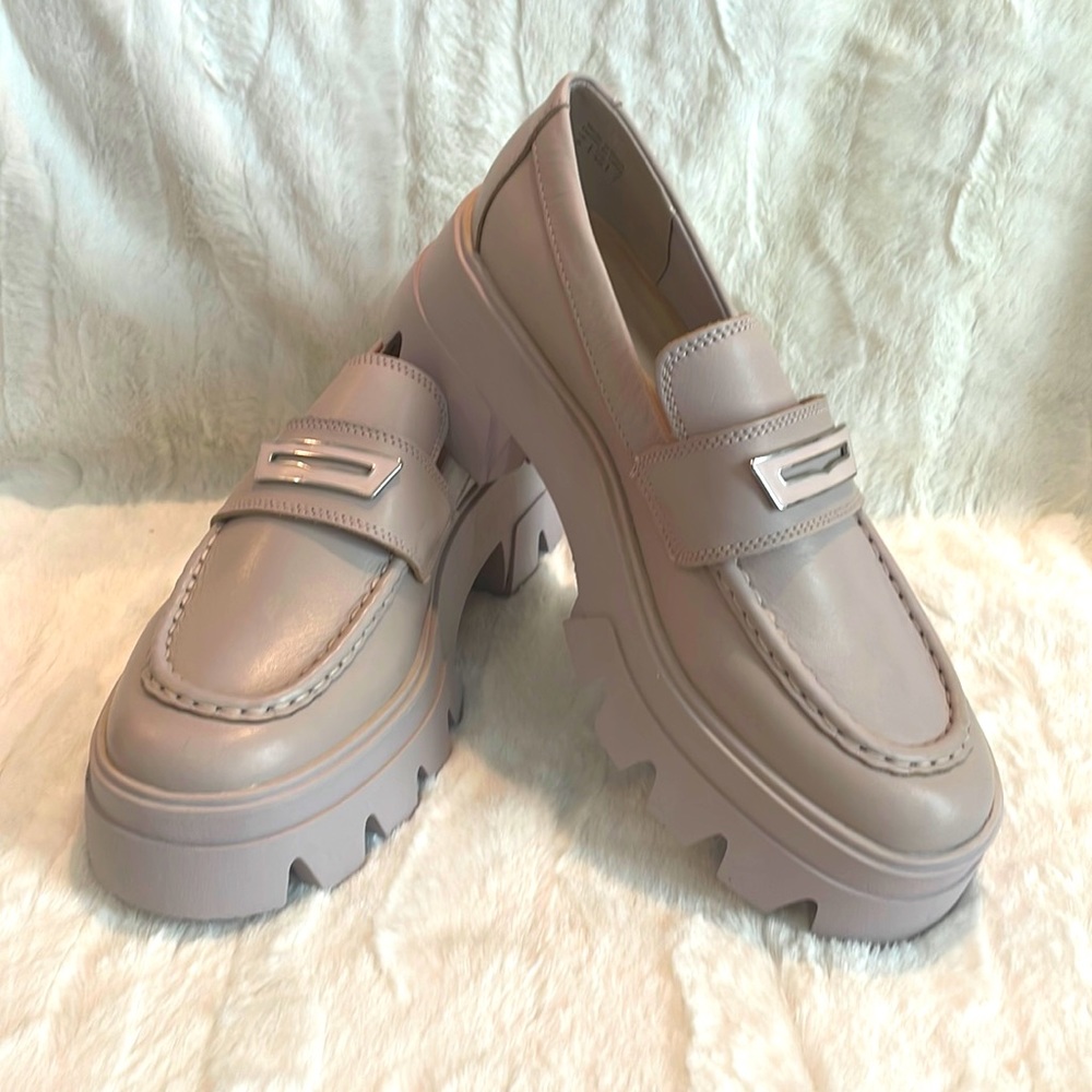 Aldo. GrandWalk Loafer- Lug Sole .Size 9. New w/ Tags and box/matching bag avail